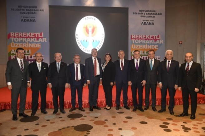 Başkan Muhittin Böcek Adana’da   CHP’li Belediye Başkanlarıyla  kooperatifçiliği görüştü ..