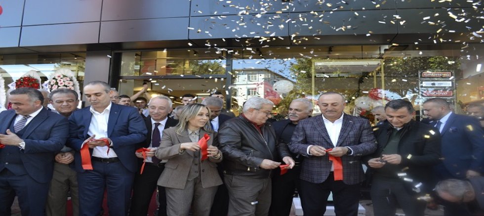 Tatar’lardan yeni bir Arçelik Mağazası açılışı yapıldı..