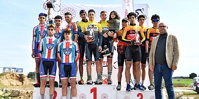 Konyaaltı Bisiklet Takımı ikinci oldu...